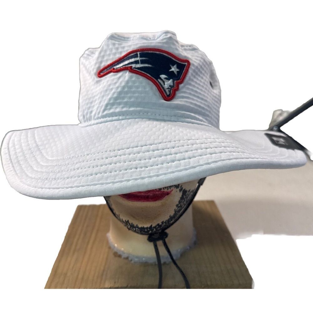 New England Patriot bucket hat-NWT-New Era-white- NFL-great gift, Football Fan